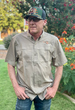 Load image into Gallery viewer, Button-down Performance - Short Sleeve in Tan