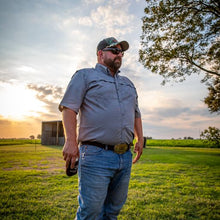 Load image into Gallery viewer, Button-down Performance - Short Sleeve in Grey